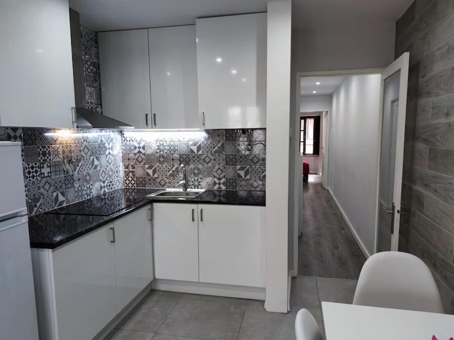 Torre Dos Clerigos Apartment بورتو المظهر الخارجي الصورة